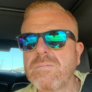 Meet your Posher, Steven